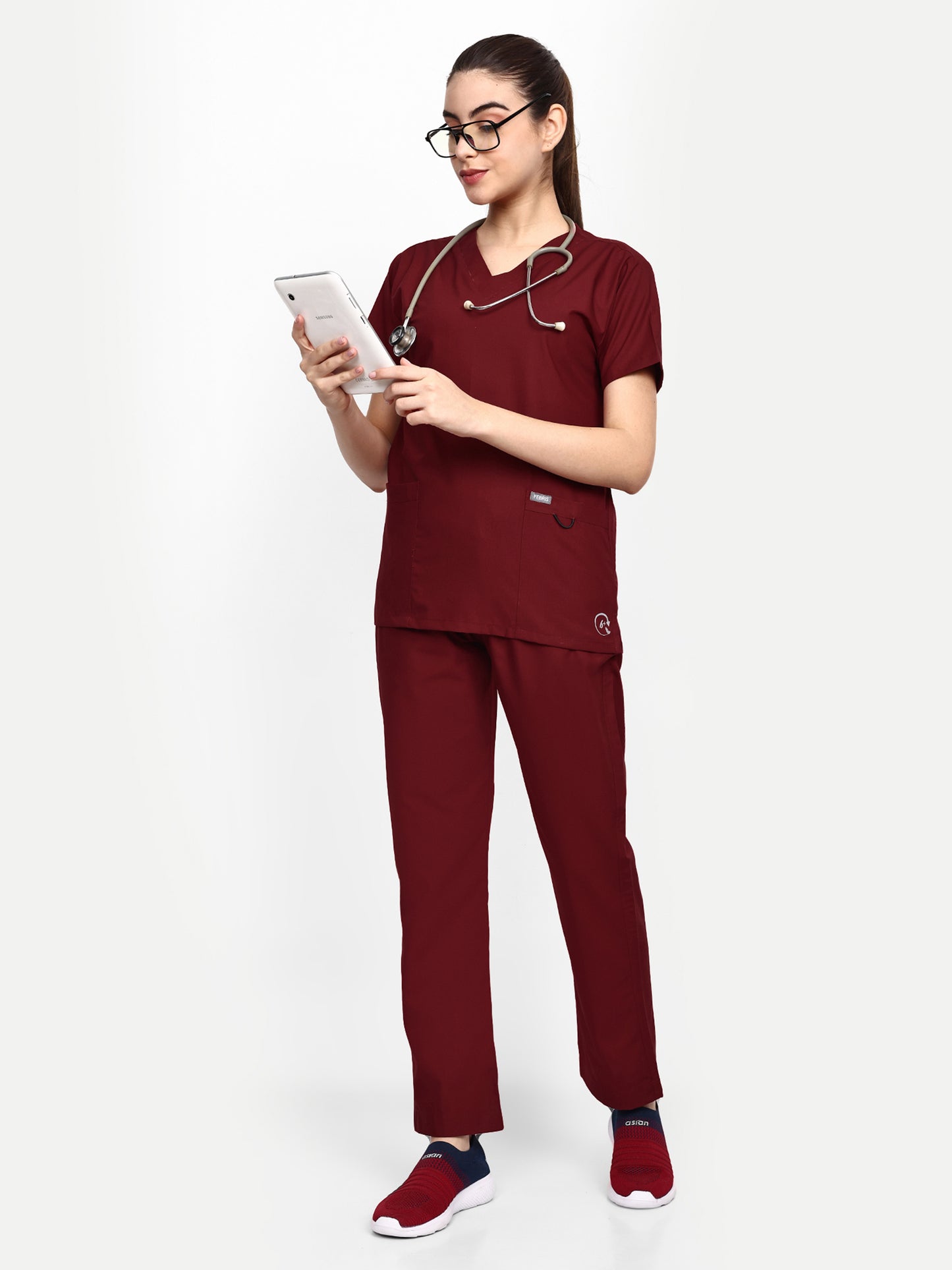 FEBRIS iScrubs Women's 2 - Pocket Scrub Top (Maroon)